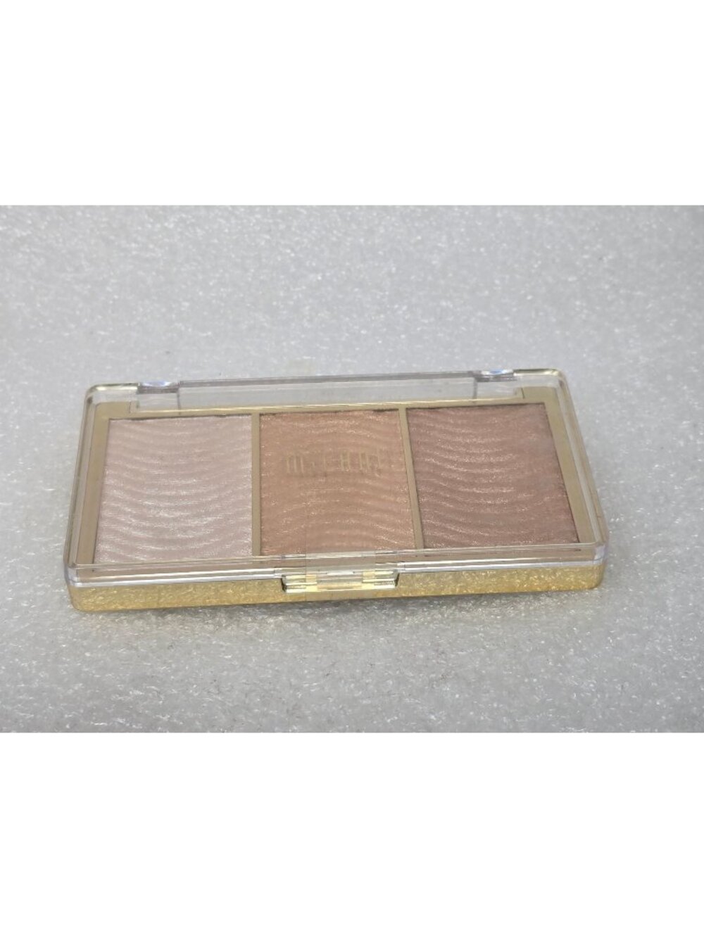 Milani Stellar Lights Highlighter Palette Rose Glow 03 With 3 Shades